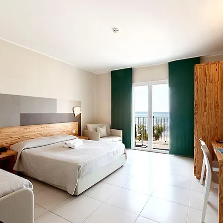 Hotel La Torre Lapillo